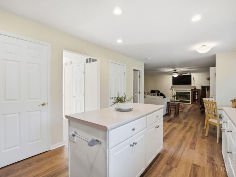 10210 Meadowknoll Drive, Loveland, OH 45140 Photo 14