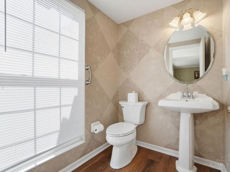 10210 Meadowknoll Drive, Loveland, OH 45140 Photo 29