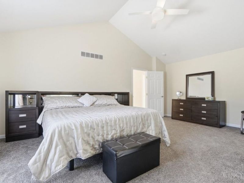10210 Meadowknoll Drive, Loveland, OH 45140 Photo 35