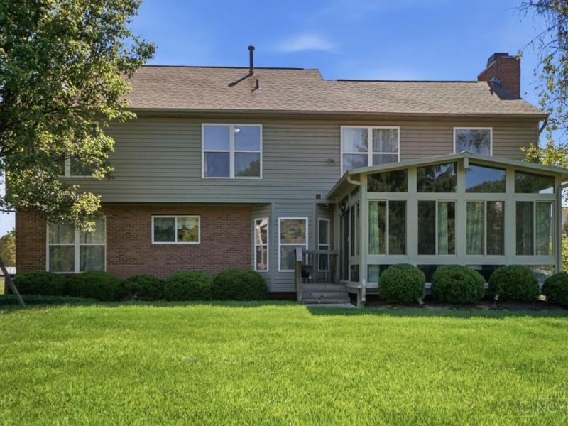 10210 Meadowknoll Drive, Loveland, OH 45140 Photo 54