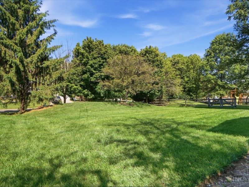 10210 Meadowknoll Drive, Loveland, OH 45140 Photo 56
