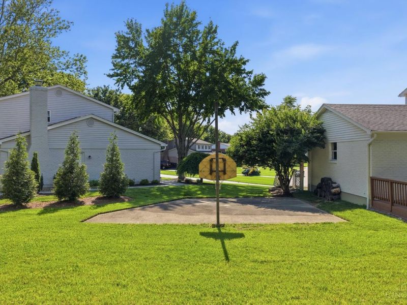 9870 Belleford Court, Montgomery, OH 45242 Photo 44