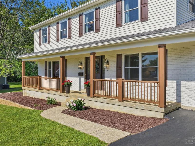 9870 Belleford Court, Montgomery, OH 45242 Photo 6