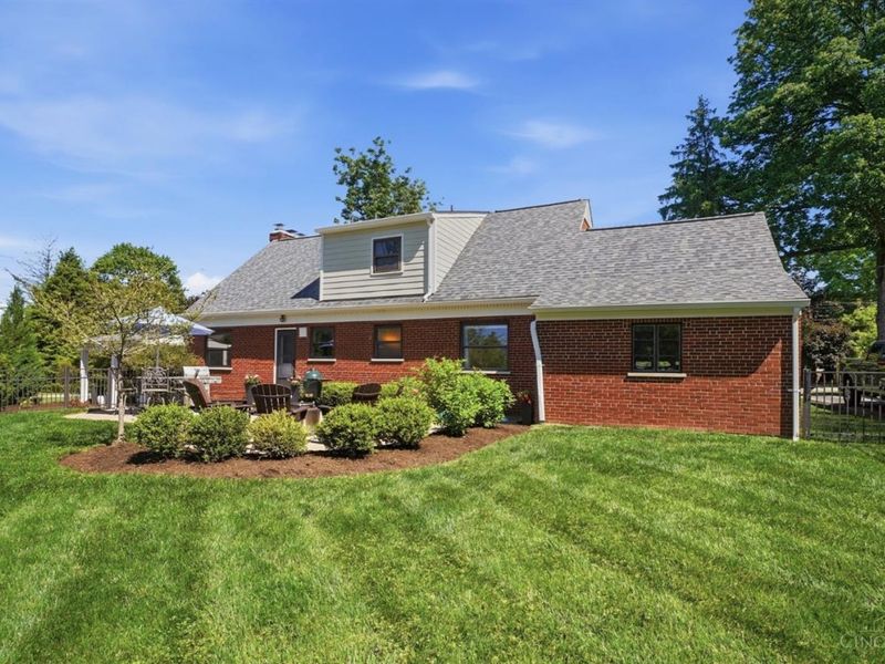 7623 Shawnee Run Road, Madeira, OH 45243 Photo 38