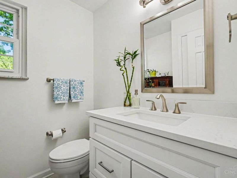 7996 Woody Hollow Drive, West Chester, OH 45241 Photo 26