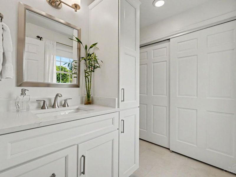 7996 Woody Hollow Drive, West Chester, OH 45241 Photo 27