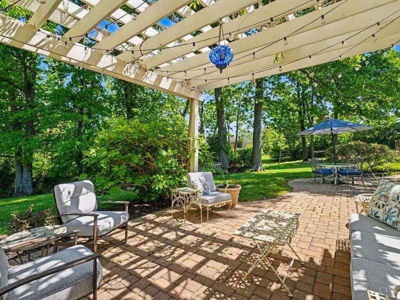 7996 Woody Hollow Drive, West Chester, OH 45241 Photo 32