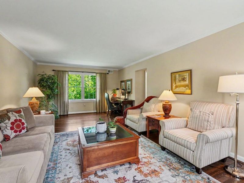 7996 Woody Hollow Drive, West Chester, OH 45241 Photo 9