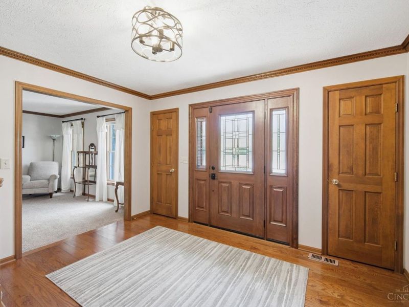 7220 Rolling Meadows Drive, West Chester, OH 45069 Photo 4