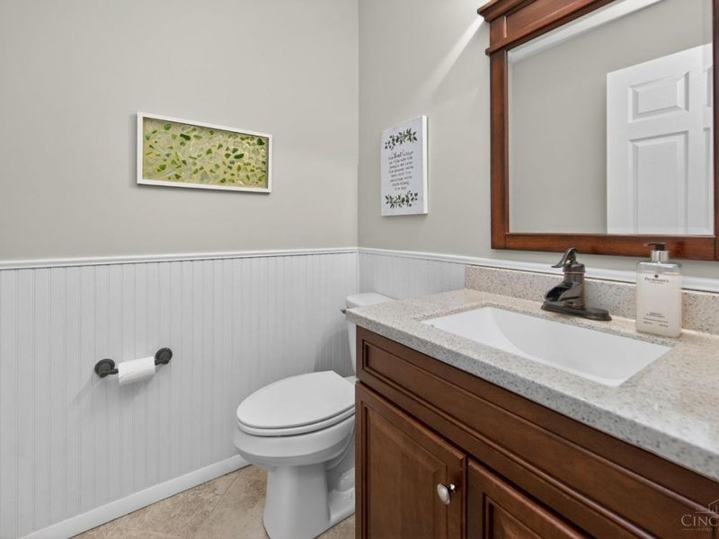4977 Kleeman Green Drive, Green Township, OH 45211 Photo 24