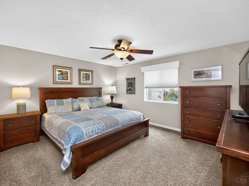 4977 Kleeman Green Drive, Green Township, OH 45211 Photo 48