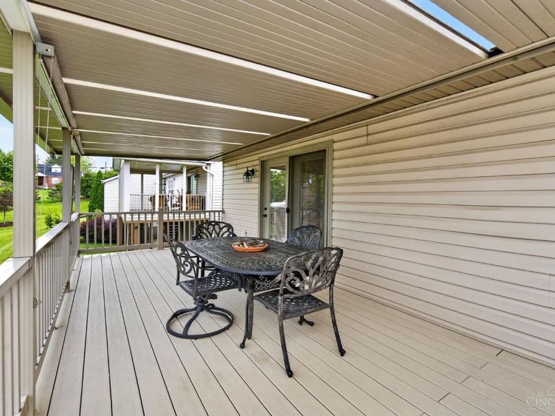 4977 Kleeman Green Drive, Green Township, OH 45211 Photo 56