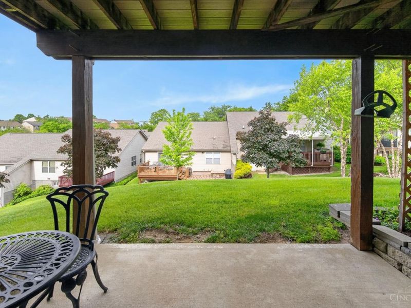 4977 Kleeman Green Drive, Green Township, OH 45211 Photo 58