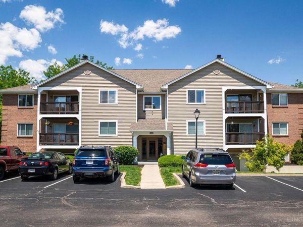 12181 Regency Run Court, Unit 9, Springfield Twp., OH 45240