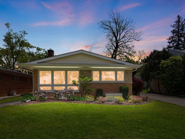 1803 S Crescent Avenue , Park Ridge, IL 60068