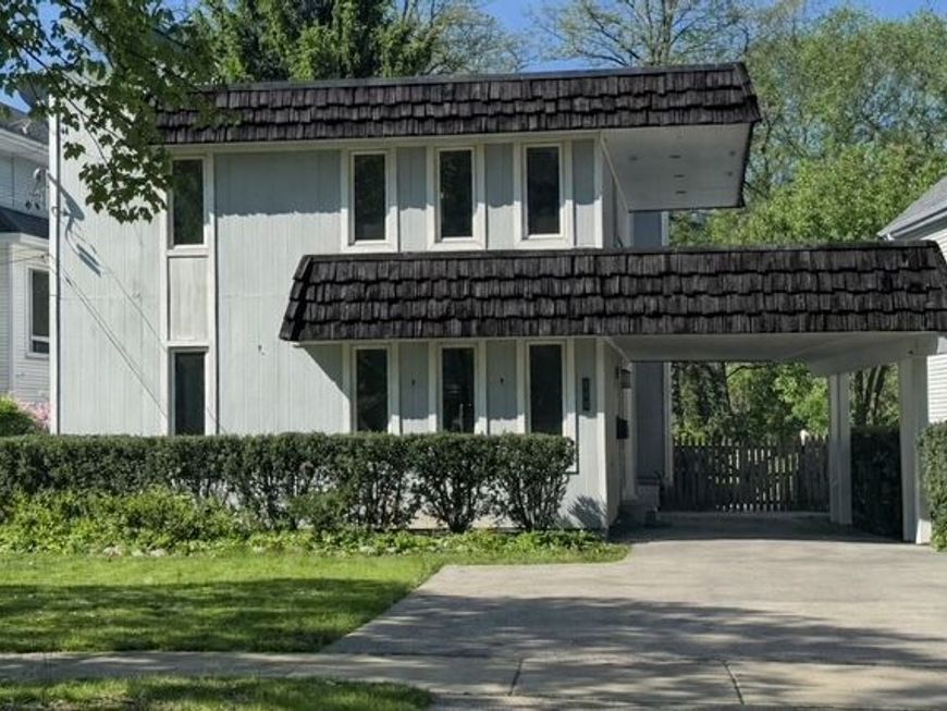 Main Photo