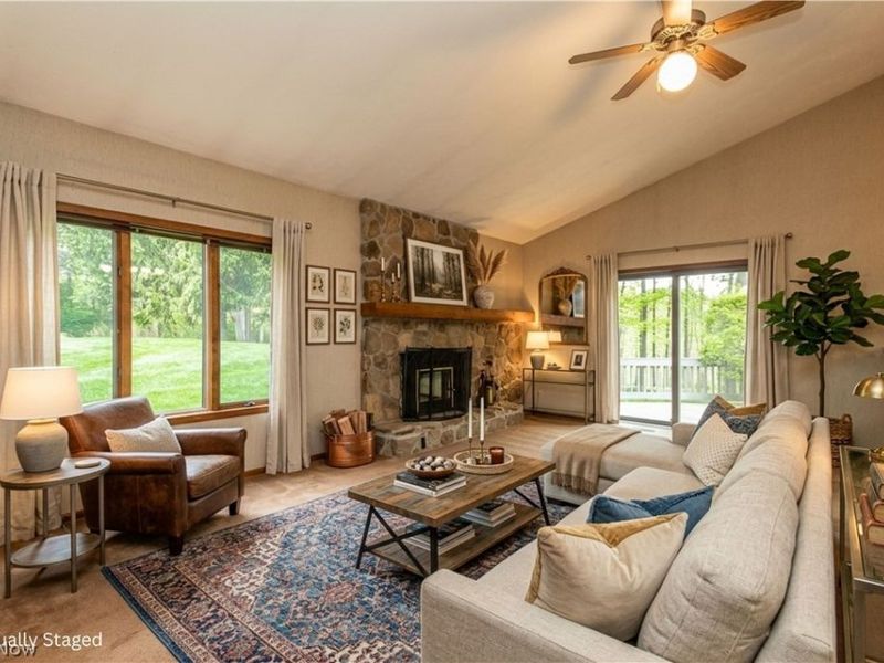 11530 Blackberry Lane, Chesterland, OH 44026 Photo 4