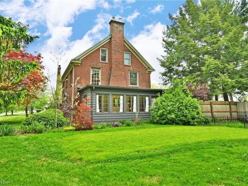 322 Genesee Avenue NE, Warren, OH 44483 Photo 5