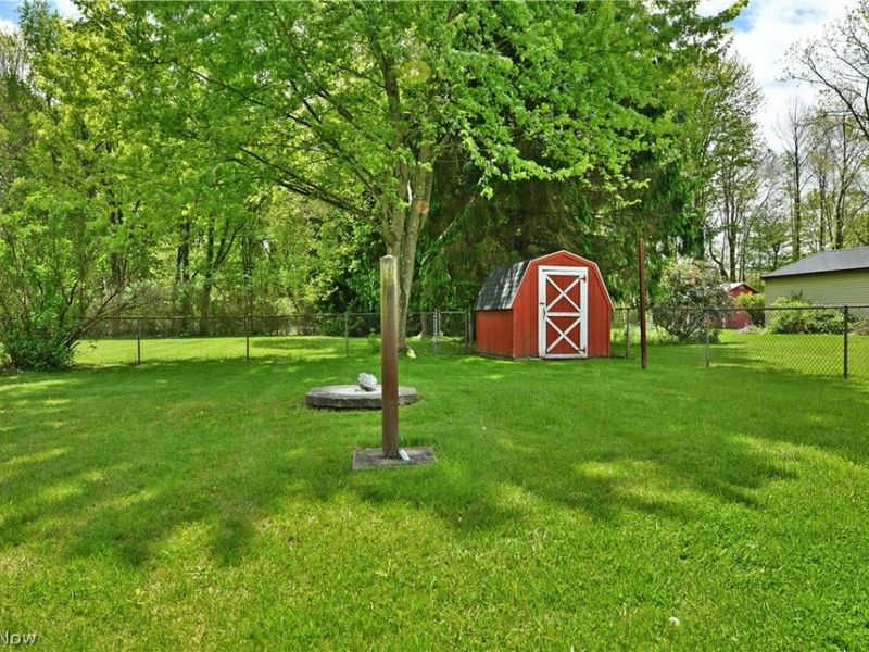 6610 Chestnut Ridge Road , Hubbard, OH 44425 Photo 11