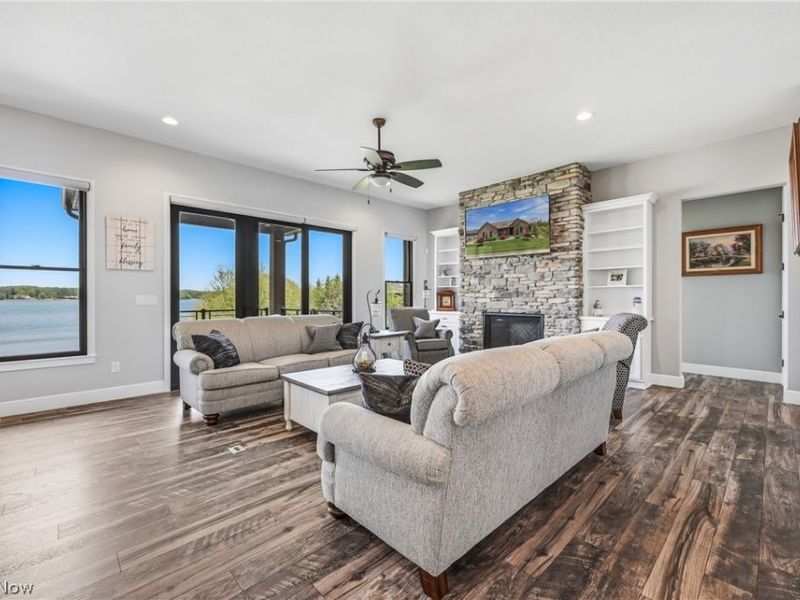 147 Heron Bay Drive , Poland, OH 44514 Photo 10