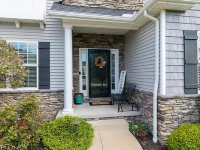 310 Edenmore Street, Wadsworth, OH 44281 Photo 2