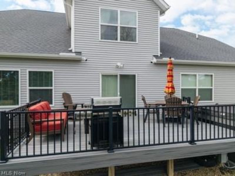 310 Edenmore Street, Wadsworth, OH 44281 Photo 5