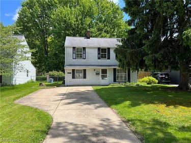 7317 Parma Park Boulevard, Parma, OH 44130