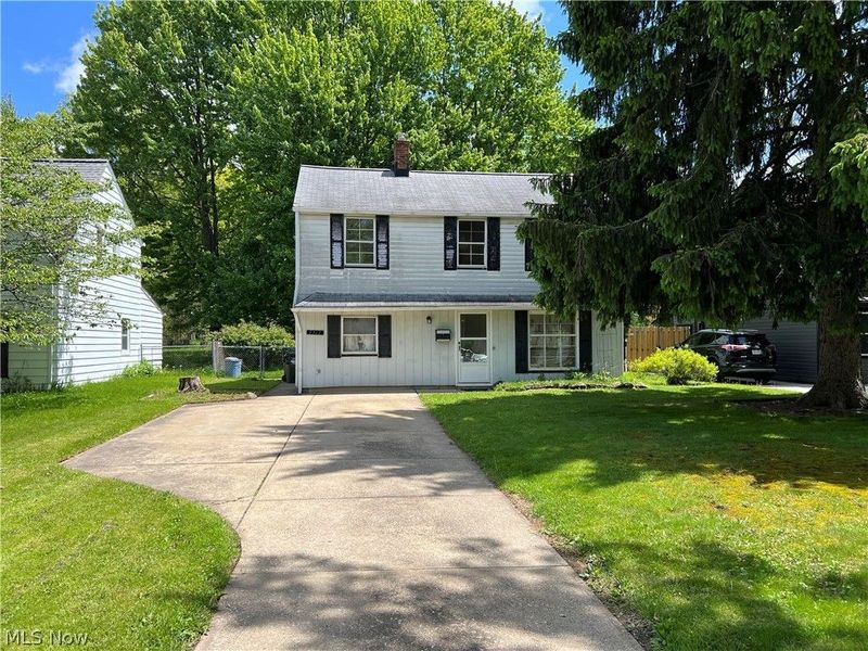 7317 Parma Park Boulevard, Parma, OH 44130 Photo 1