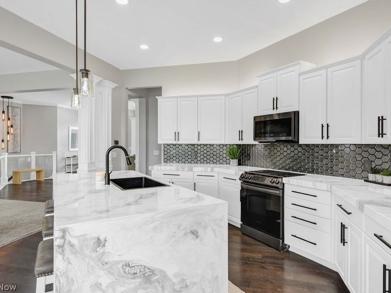 4089 Fox Chase, Seven Hills, OH 44131 Photo 20
