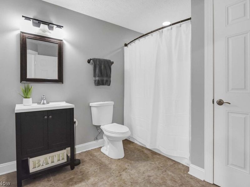 4089 Fox Chase, Seven Hills, OH 44131 Photo 43