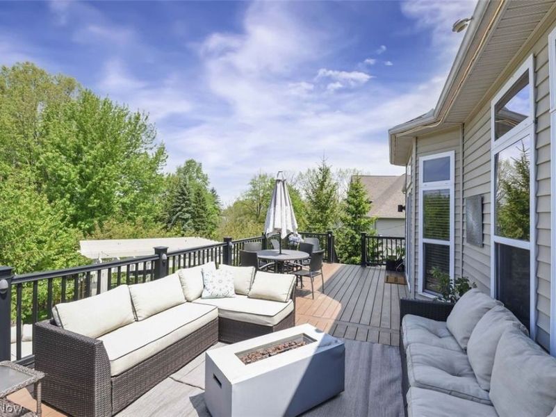 4089 Fox Chase, Seven Hills, OH 44131 Photo 5