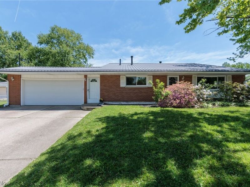 324 Charring Cross Drive , Munroe Falls, OH 44262 Photo 2