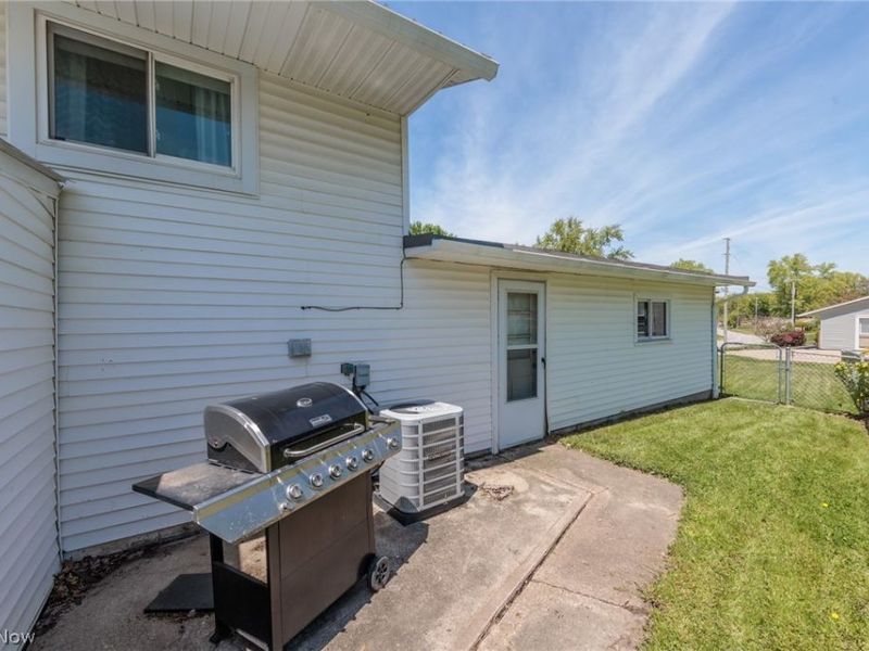 324 Charring Cross Drive , Munroe Falls, OH 44262 Photo 32