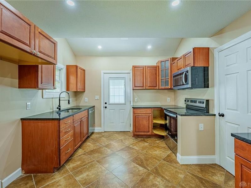 1946 Litchfield Avenue, Dayton, OH 45406 Photo 17