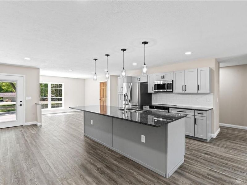 420 Clearcreek-Franklin Road, Springboro, OH 45066 Photo 8