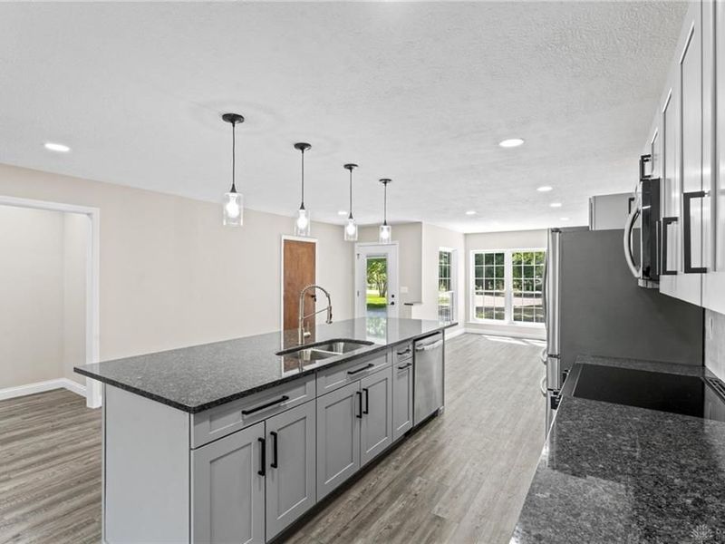 420 Clearcreek-Franklin Road, Springboro, OH 45066 Photo 9