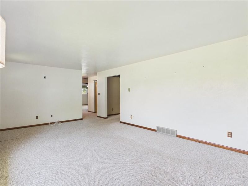 674 W Main Street, New Lebanon, OH 45345 Photo 18