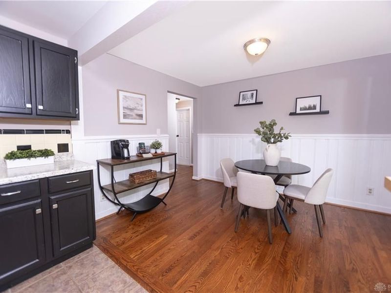 3112 Windy Knoll Lane, Green Township, OH 45239 Photo 6