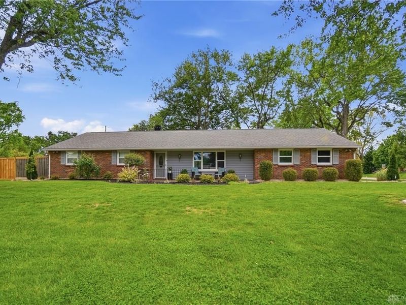 556 Brandwynne Court, Washington Township, OH 45459 Photo 1
