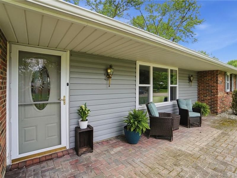 556 Brandwynne Court, Washington Township, OH 45459 Photo 2