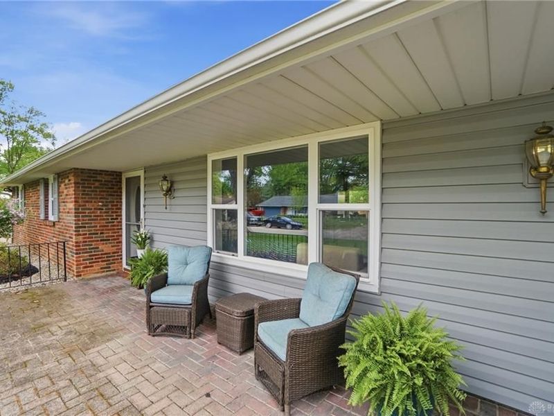 556 Brandwynne Court, Washington Township, OH 45459 Photo 3
