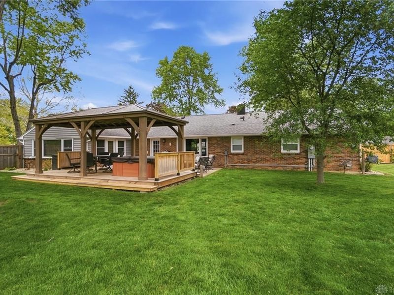 556 Brandwynne Court, Washington Township, OH 45459 Photo 4