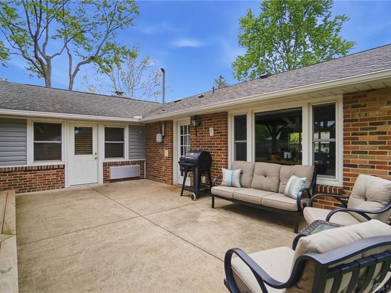 556 Brandwynne Court, Washington Township, OH 45459 Photo 6