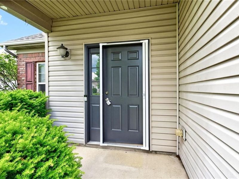 3927 Augusta Road, Miami Township, OH 45342 Photo 3