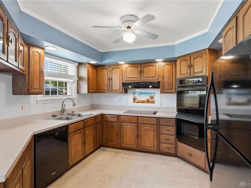 2196 Red Rock Drive, Beavercreek, OH 45431 Photo 13