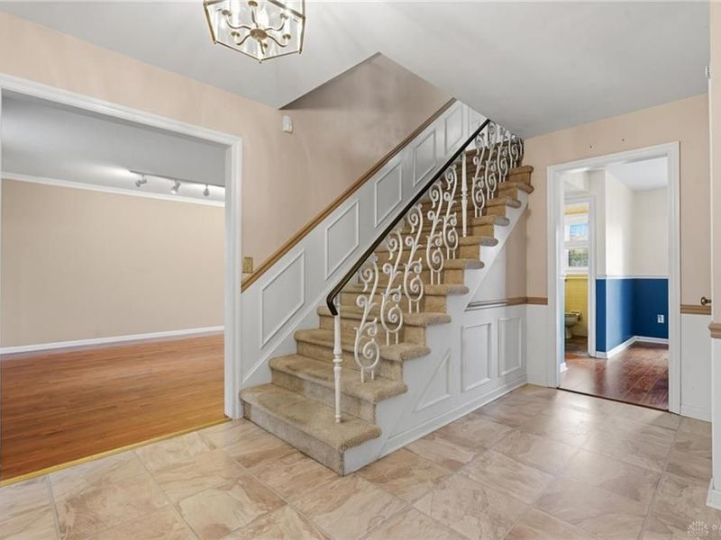 2196 Red Rock Drive, Beavercreek, OH 45431 Photo 9