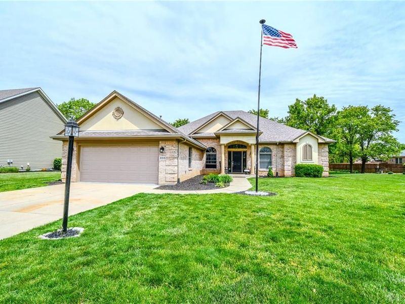 205 Charlie Drive, Englewood, OH 45315 Photo 3