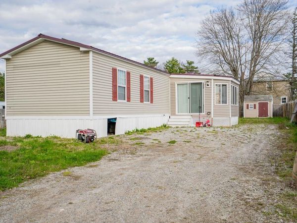 19 Winn Street , Lewiston, ME 04240