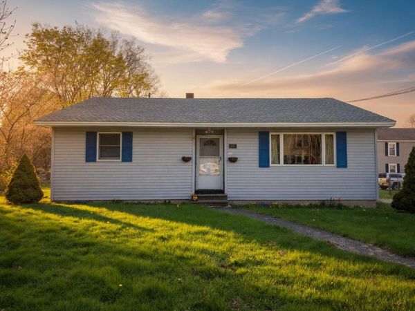 267 Pearl Street , Bangor, ME 04401