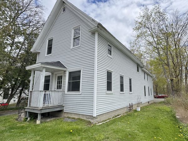 3 Park Street , Orono, ME 04473